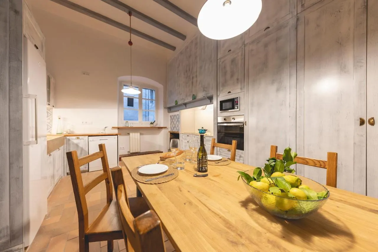 Bravissimo Placa Del Vi, Authentic Historic Apartment Girona